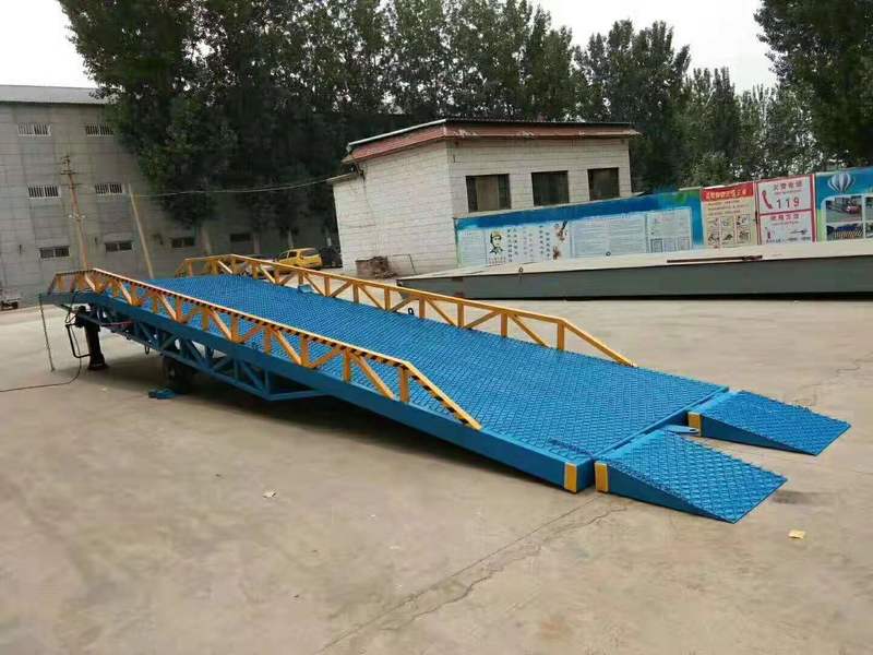 百色汽车登车桥